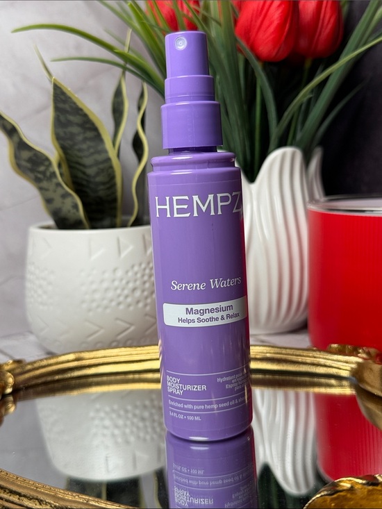 Hempz Other - Hempz Serene Waters Magnesium Body Moisturizer Spray - Lavender Purple